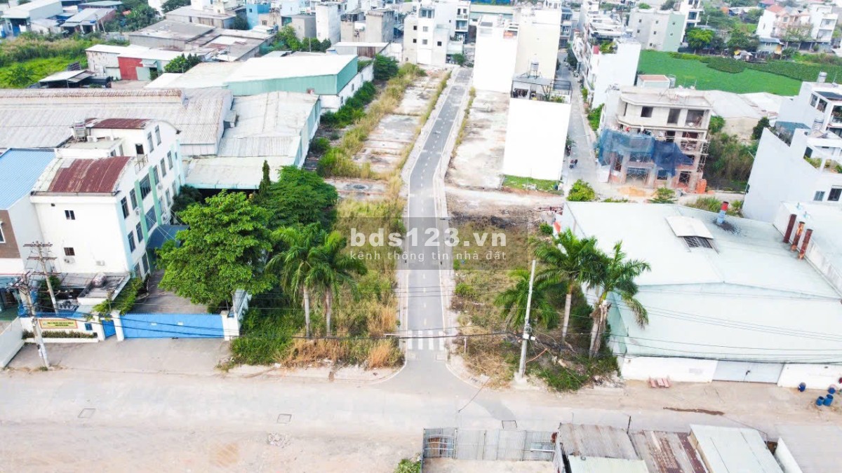 Chính chủ cần bán đất quận Bình Tân, đường Tây Lân 67,8M2