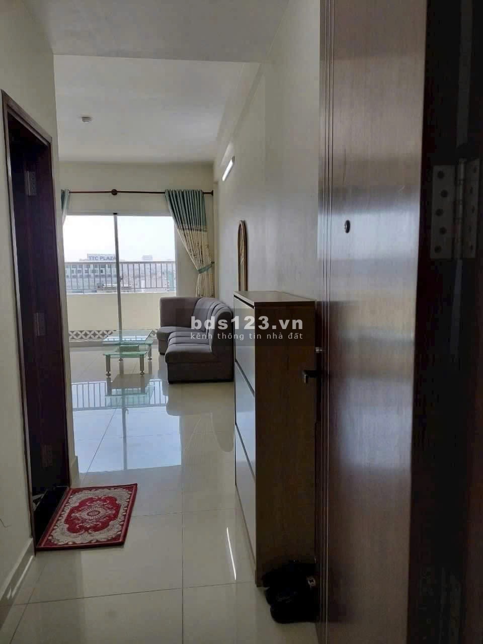 Căn hộ 2p ngủ, nội thất, tầng 2, Võ Thị Sáu, Q3 giá 10tr