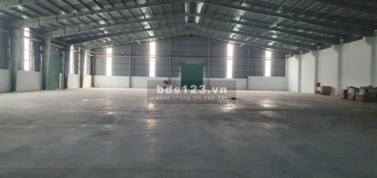 Cho thuê 3000m2 XƯỞNG KCN Long Bình Biên Hòa, Đ.Nai Gía : 322 triệu, gía rẻ cùng khu vực