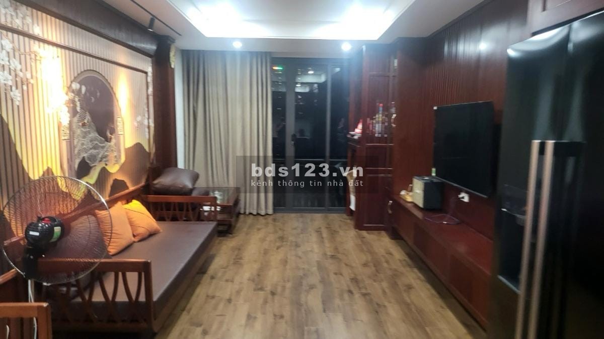 Cốm Vòng Cầu Giấy 2 mặt thoáng 52m 25 tỷ 6 tầng mặt tiền 5m thang máy ô tô đỗ cửa