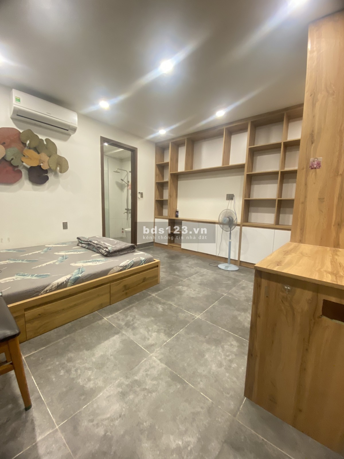 Căn hộ studio full nội thất cửa sổ lớn có tháng máy - Phan Văn Trị, gần chợ Bà Chiểu, Bình Thạnh.