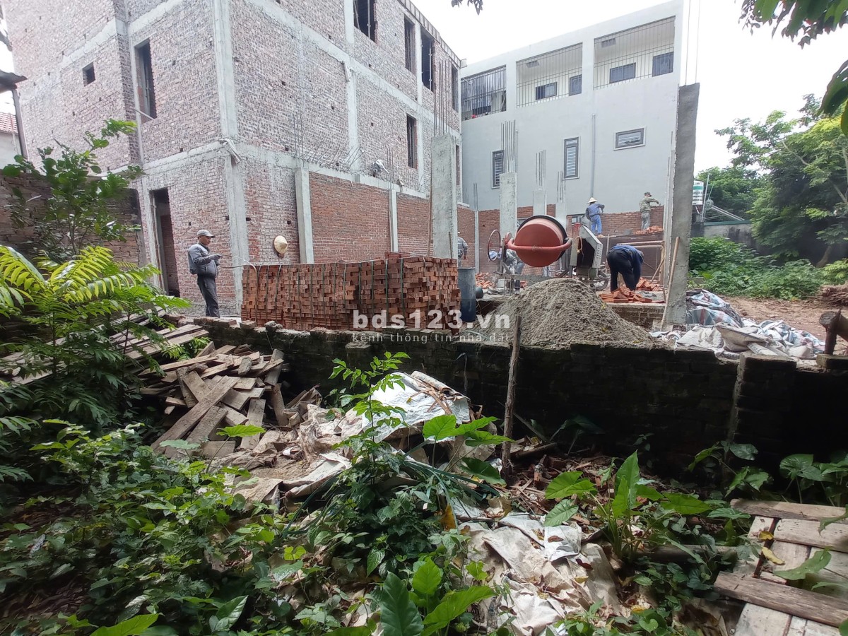 Đất sổ đỏ chính chủ, vuông rộng - Làm chung cư - Nhà liền kề - Xã Đại Thành, Quốc Oai-