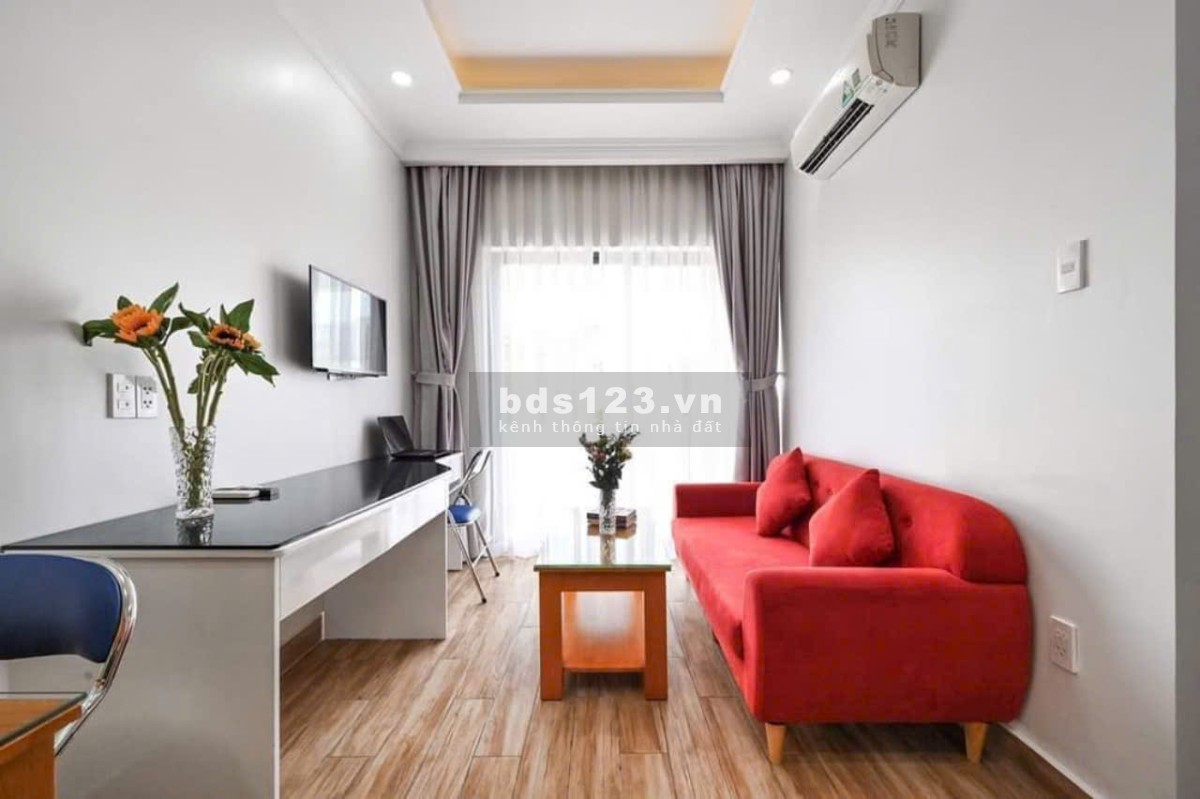 Căn hộ dịch vụ 1PN có ban công rộng tại Hưng Gia 2, giá 16 triệu