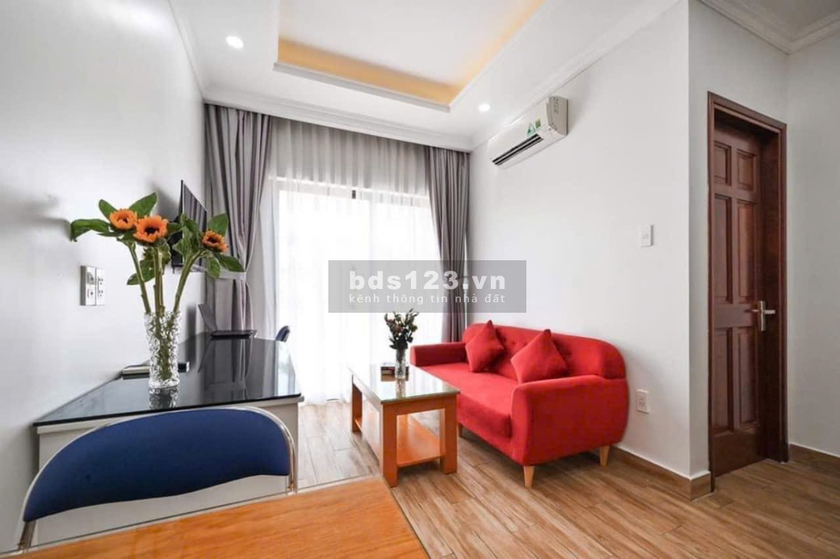 Căn hộ dịch vụ 1PN có ban công rộng tại Hưng Gia 2, giá 16 triệu
