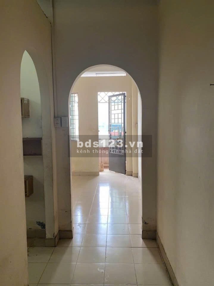 Chung cư Kì Đồng, p9, Quận 3: 55m2, có gác, bancol, nội thất giá 8tr/th