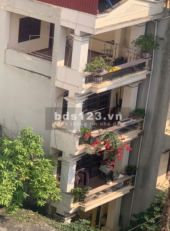 Bán nhà Quan Hoa, Cầu giấy - 40m2 - 8.x tỷ