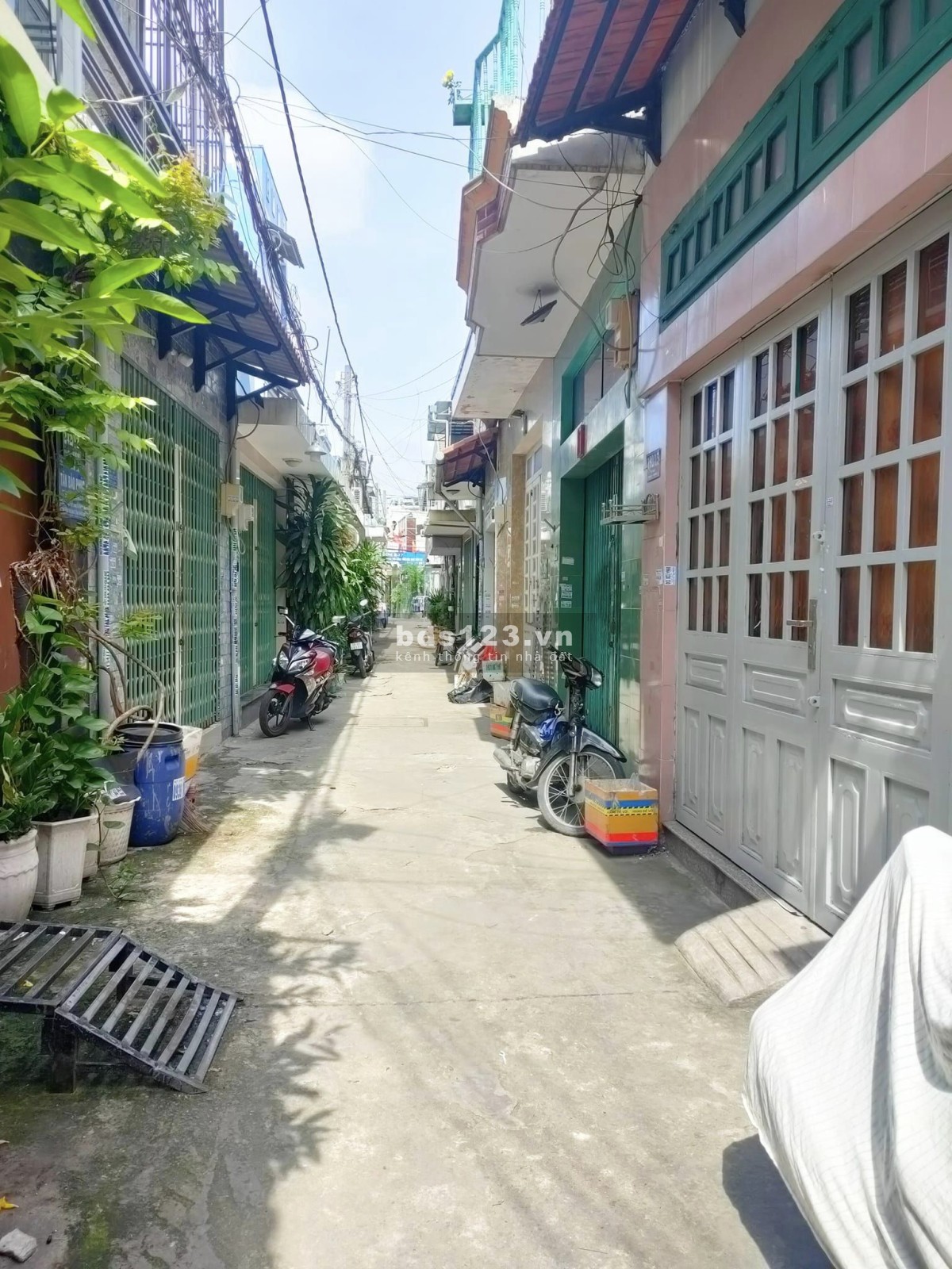 Bán nhà hẻm đẹp ngay trung tâm Thủ Đức - Đặng Văn Bi - 5.2X15 - 2 Tầng - Sát hẻm 4M - Giá 5.3 tỷ TL