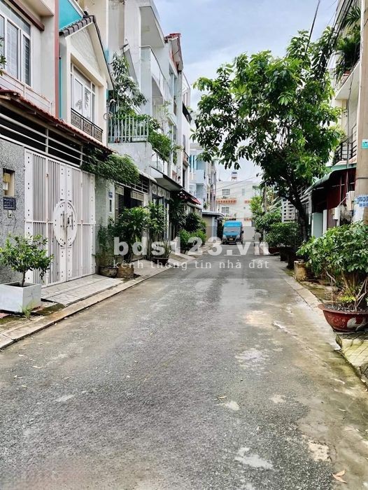 Bán nhà hẻm đẹp ngay trung tâm Thủ Đức - Đặng Văn Bi - 5.2X15 - 2 Tầng - Sát hẻm 4M - Giá 5.3 tỷ TL
