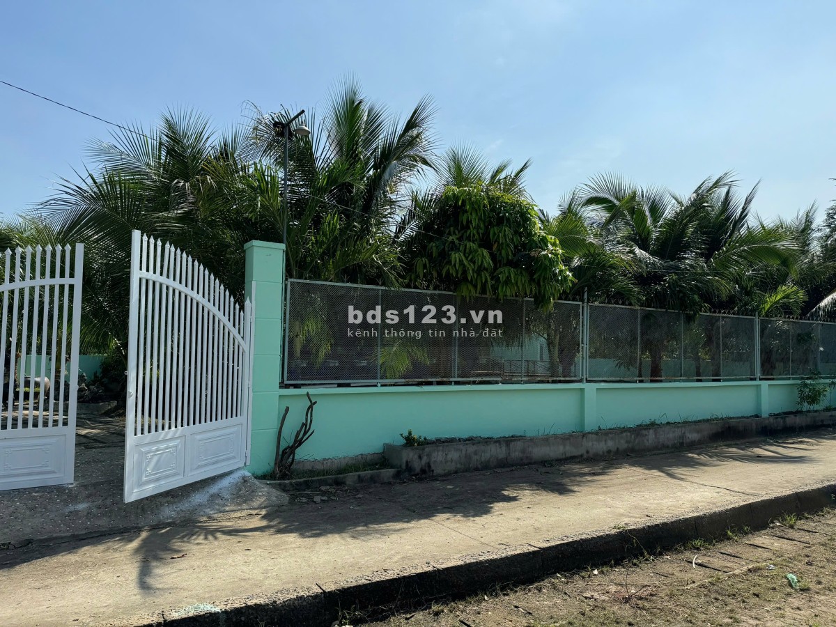 Chính chủ cần bán nhà vườn xã Nhơn Đức
