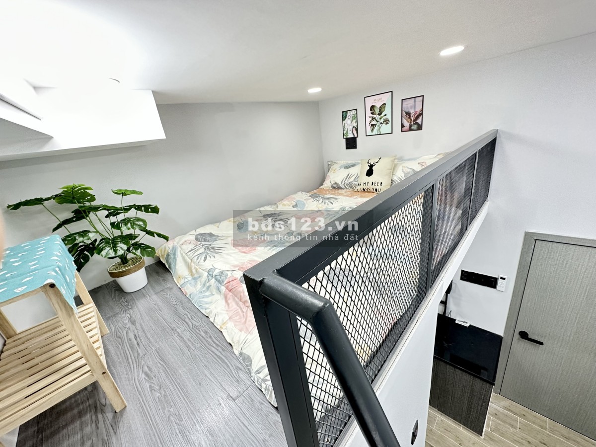 Căn hộ full nội thất cửa sổ đón nắng gác cao ở gần Nguyễn Văn Đậu - gần Chợ Bà Chiểu, Bình Thạnh.