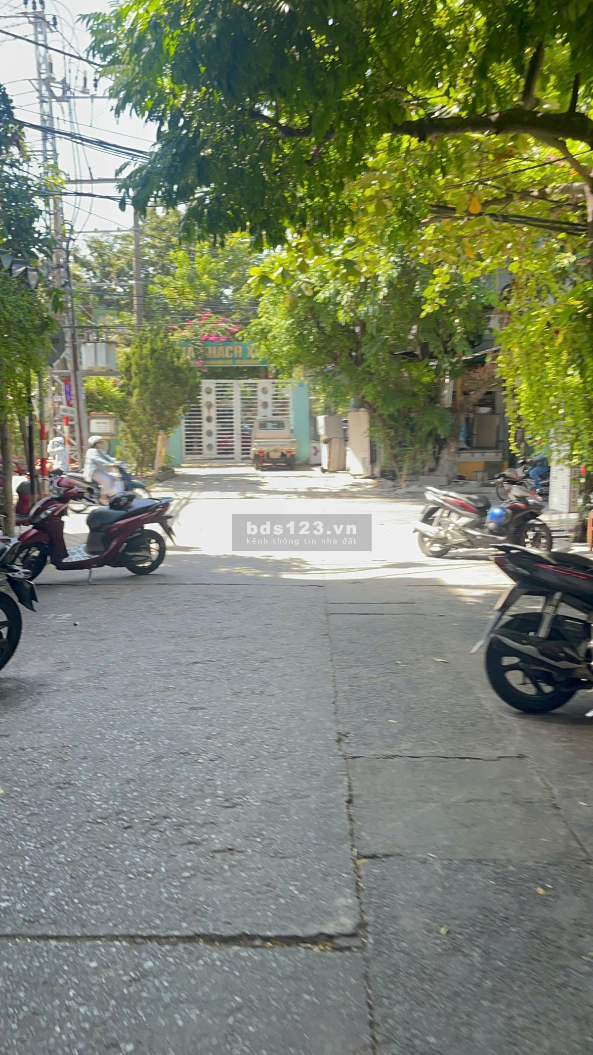 Quá sốc. Chủ đi nước ngoài. Hạ thêm 500 triệu. Căn góc hai mặt kiệt oto Trần Cao Vân, TT Thanh Khê