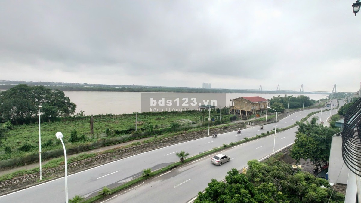 Bán nhà chính chủ không qua môi giới, giá cả có thể thương lượng, mặt đường view Sông Hồng