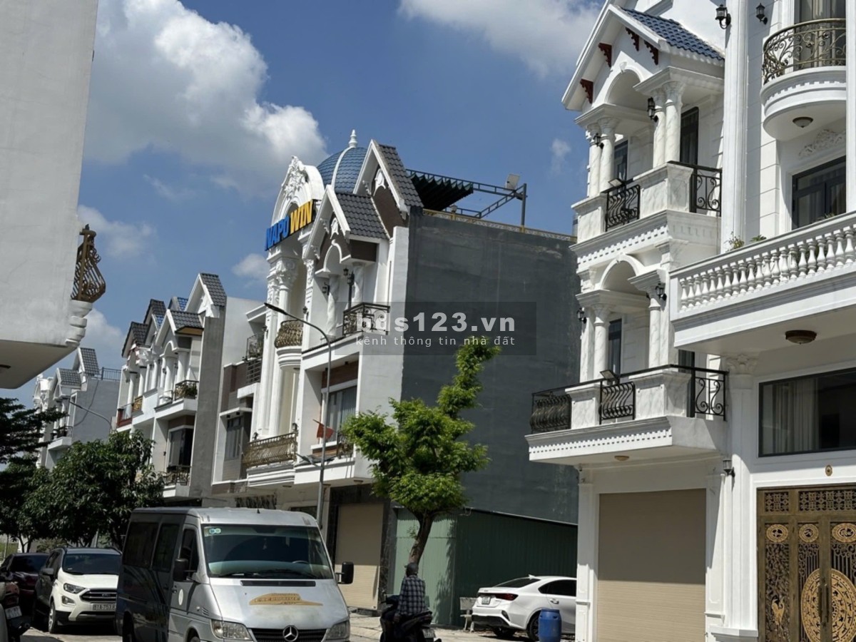 Nhà chính chủ! HXH Nhà 4 tầng Linh Xuân Thủ Đức (cũ). LG 12M 85m2 Hoàn Công 5PN - Giá 4 tỷ.6