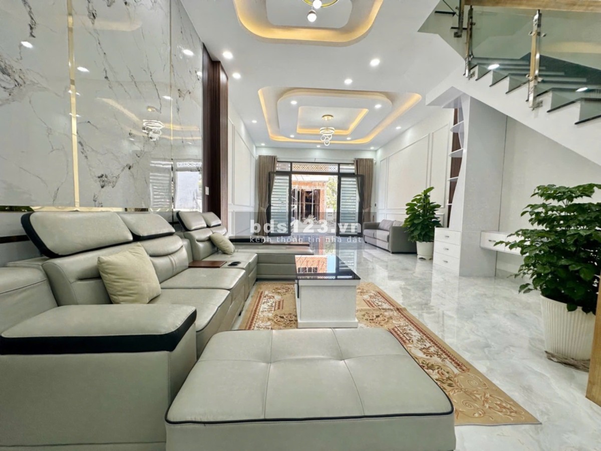 Nhà chính chủ! HXH Nhà 4 tầng Linh Xuân Thủ Đức (cũ). LG 12M 85m2 Hoàn Công 5PN - Giá 4 tỷ.6