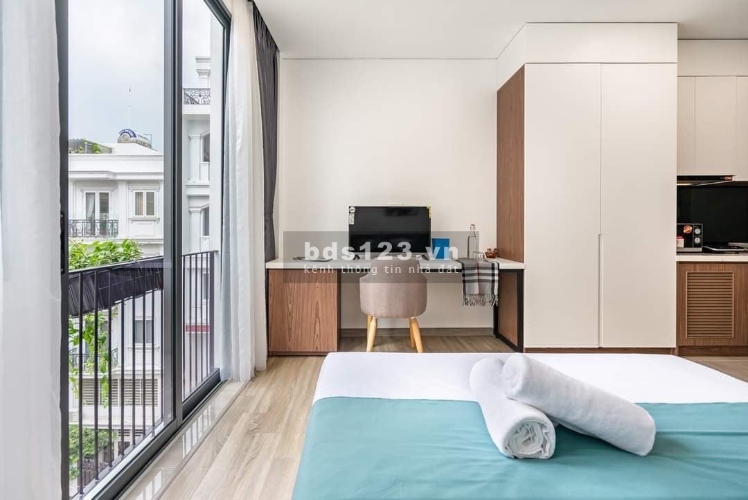 Căn hộ cao cấp ban công full nội thất mới 100%, bếp lớn chữ L - Hẻm oto Lê Văn Sỹ Quận Tân Bình