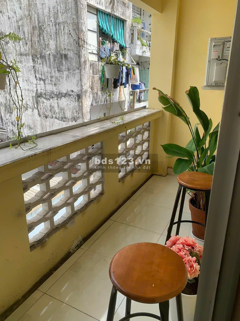 Cho thuê Chung cư Lê Văn Duyệt, P6, Q3: 57m2, 2p ngủ, NT, giá 8tr