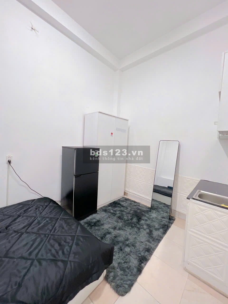 Ngang 4m Q.1 - 4 tầng vuông vức - 7 bước ra hxh trải nhựa - Chưa đến 9 tỷ