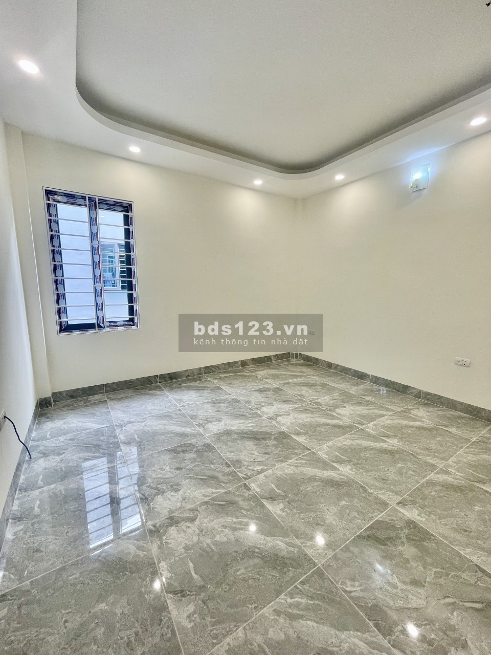 Bán nhà Cao Viên 3T *47M ô tô đỗ cửa, ngay trường, chợ, hàng xóm thân thiện