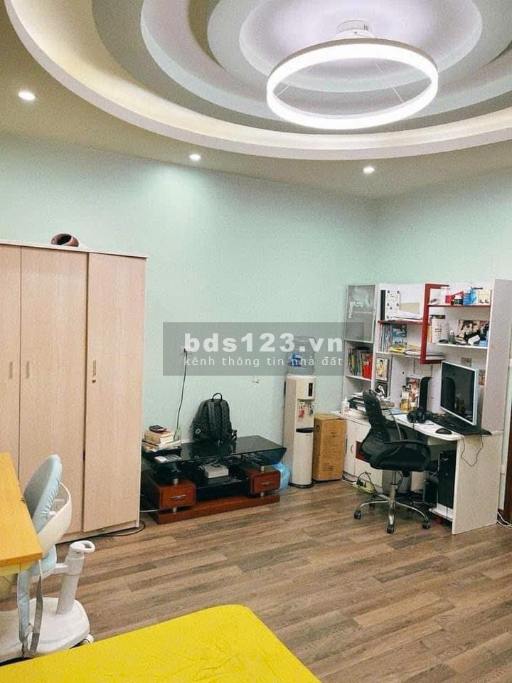 Bán nhà ngõ nông 2 tháng 51m2, Ngõ Huy Văn Đống đa, thích hợp để ở hoặc cho thuê Căn hộ dịch vụ