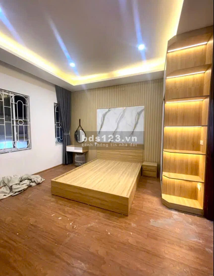 Siêu phẩm Vĩnh Hưng - Ngõ nông - Ô tô cách 20M - 52Mx5T chào 7.X tỷ - SĐCC