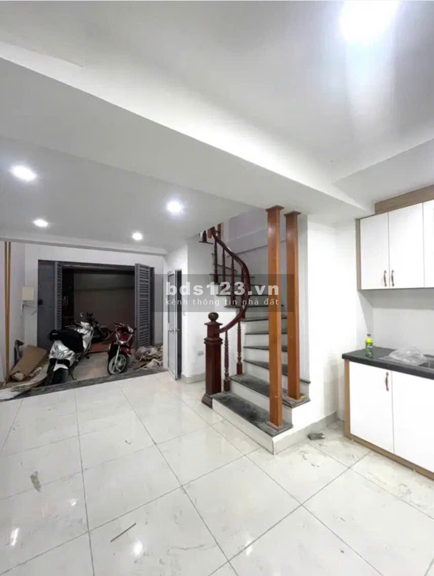 Siêu phẩm Vĩnh Hưng - Ngõ nông - Ô tô cách 20M - 52Mx5T chào 7.X tỷ - SĐCC