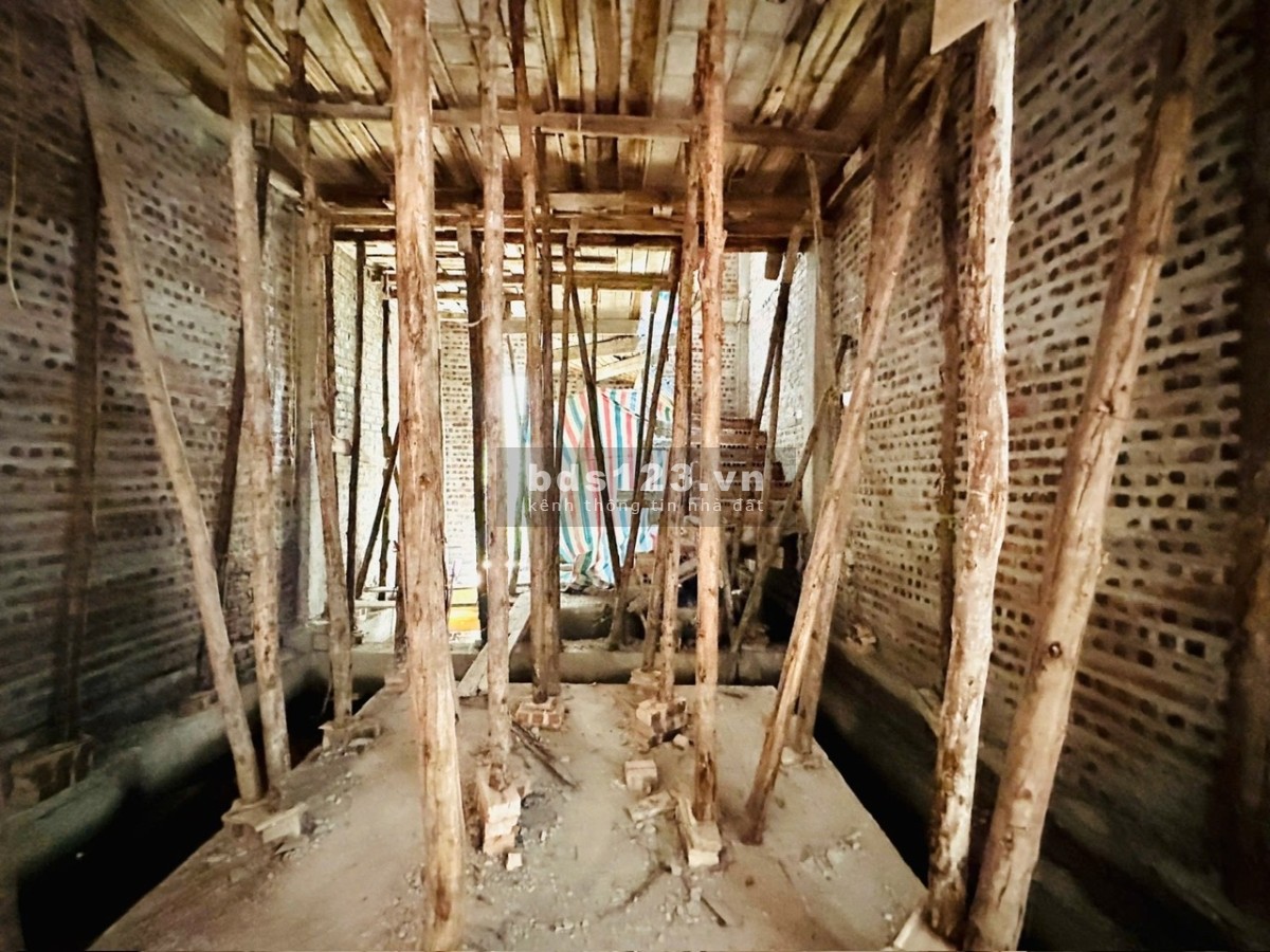 Nhà mới đón Tết - Siêu phẩm Vĩnh Hưng - Lô góc 3 thoáng - Sân để xe siêu rộng - 40Mx5T giá 6.X tỷ