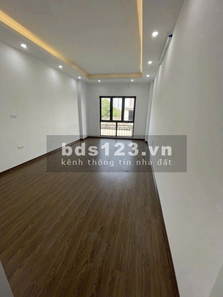 Chính chủ cần bán căn nhà 5 tầng tại khu vực Huỳnh Cung, Phan Trọng Tuệ