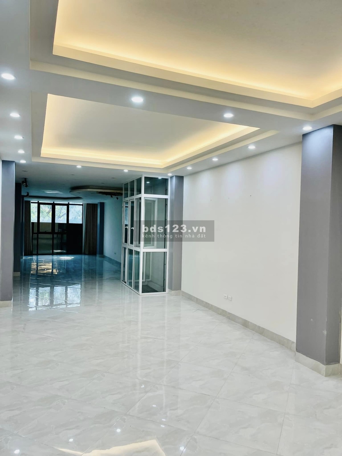 Bán Building 105m2 7 tầng MP Quang Trung, Hà Đông. Khu vực đẹp nhất tuyến phố. Giá 31 tỷ