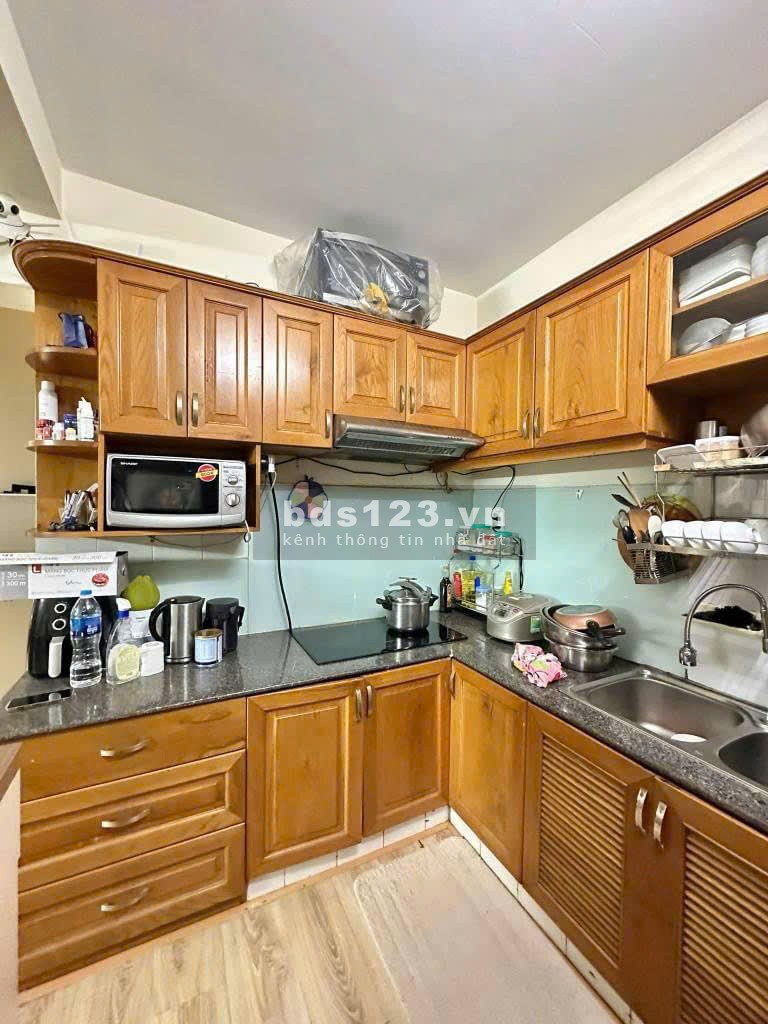 Chung cư Miếu Nổi(Thang bộ) Vũ Huy Tấn, BT: 97m2 2p ngủ, NT giá 11tr/th