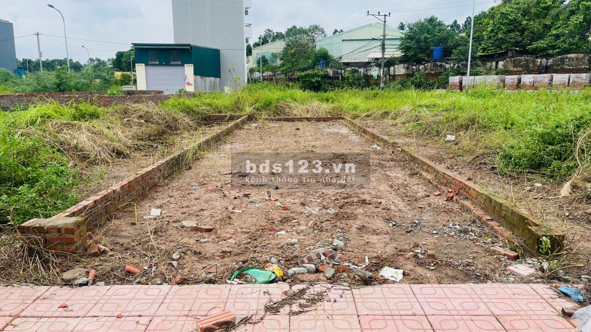 Chính chủ cần bán gấp đất dịch vụ xã Song Phương, huyện Hoài Đức, Hà Nội. Giá đầu tư.