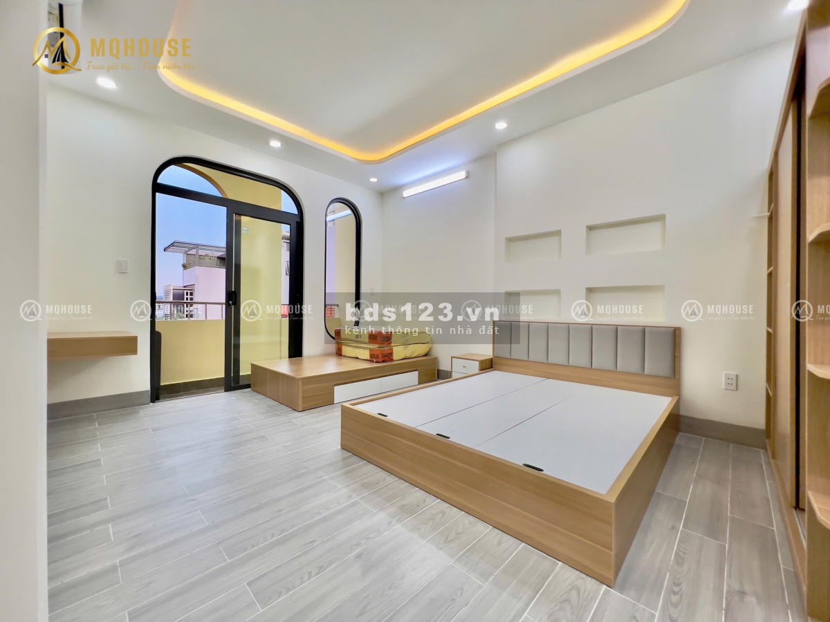 Đối diện Lotte Mart Tân Bình, studio full nội thất ban công rộng