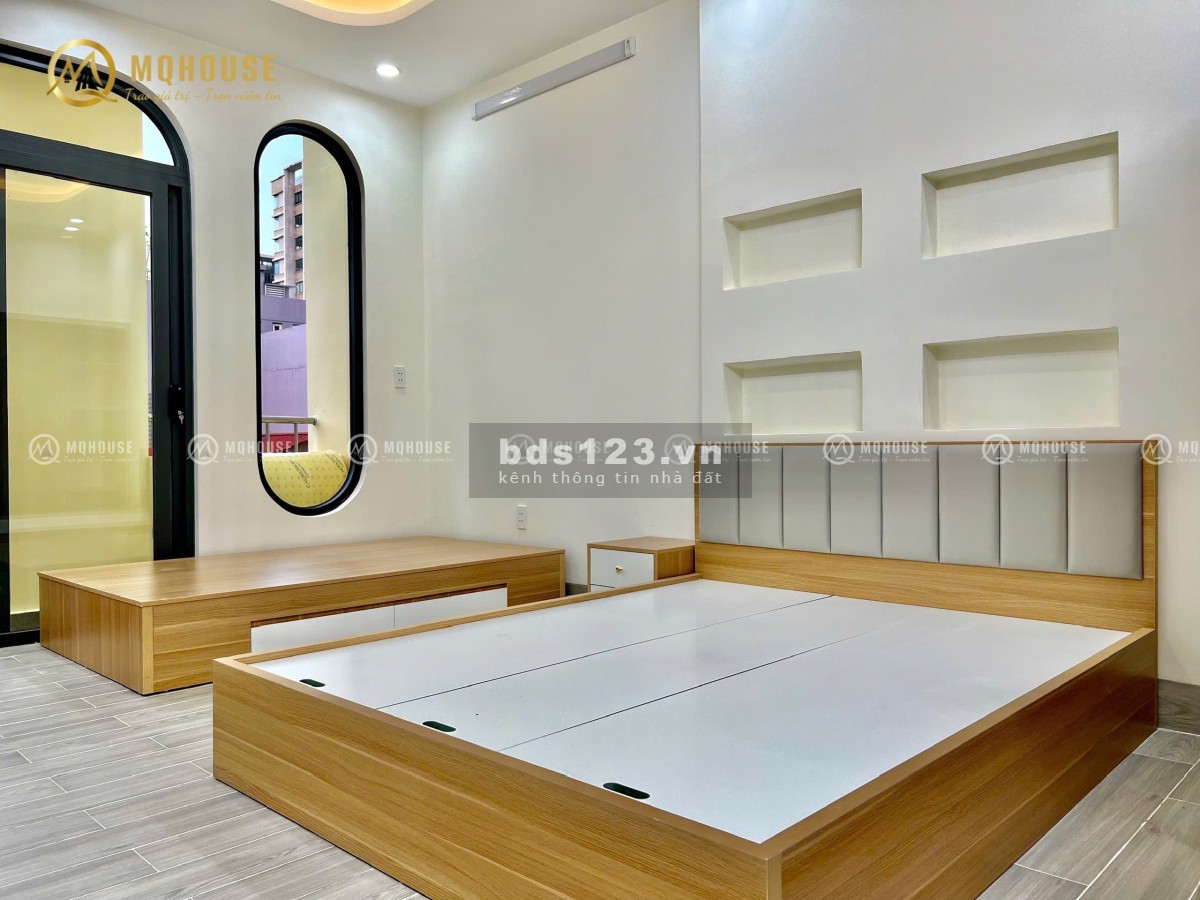 Đối diện Lotte Mart Tân Bình, studio full nội thất ban công rộng