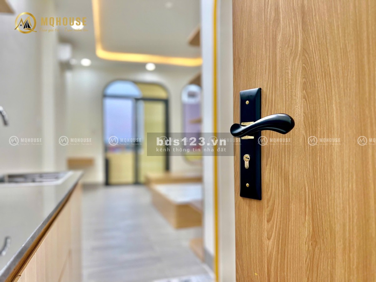 Đối diện Lotte Mart Tân Bình, studio full nội thất ban công rộng