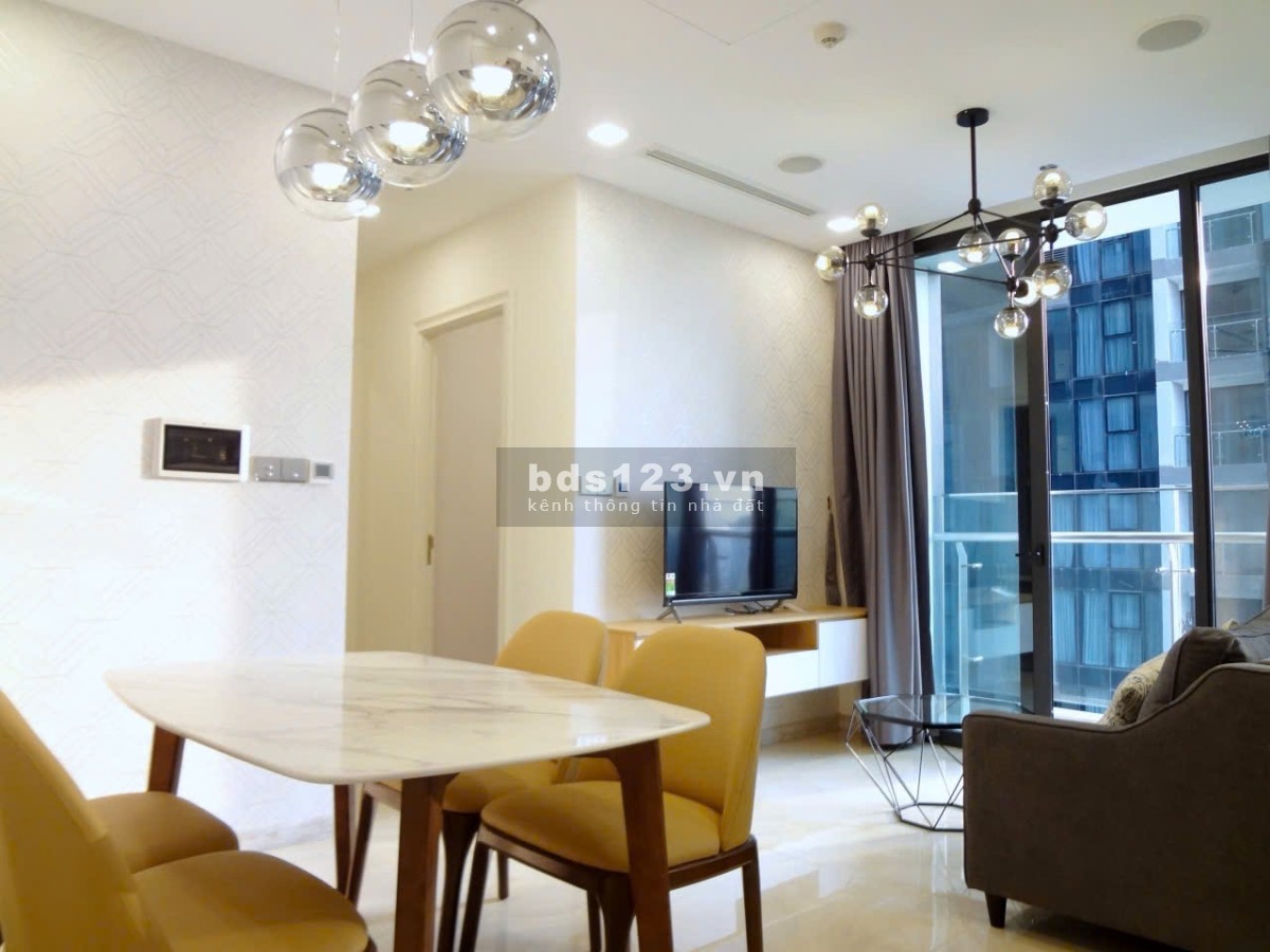 Cần bán gấp căn hộ 2pn 2wc vinhomes golden river 70m2 giá 10 tỷ all in ( sổ hồng vĩnh viễn )