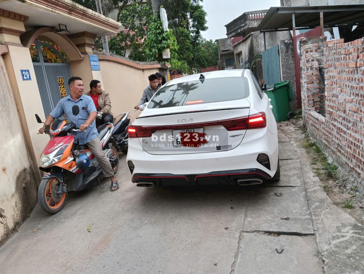 Mảnh đất vàng, mua đất tặng đất, gia tăng lợi nhuận tức thì