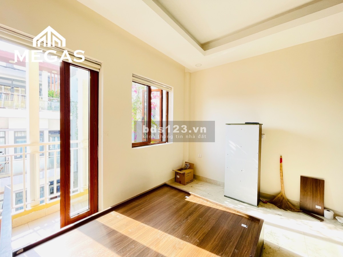 Khai trương căn hộ dịch vụ siêu đẹp studio ban công ngay tại Tân Bình, rộng đến 30m2