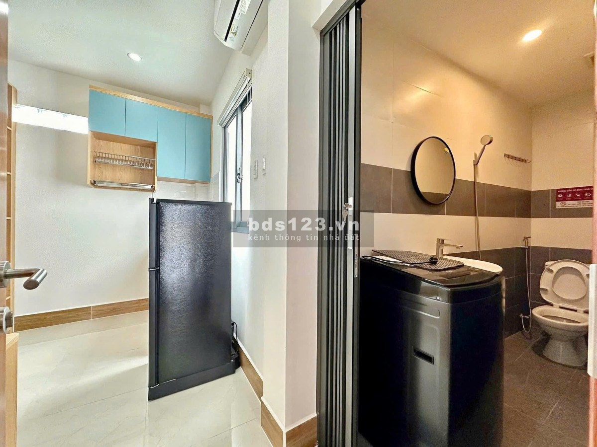 Cho thuê căn hộ Mini đường Trần Minh Quyền, P10,Q10,18m2, 4.5tr/tháng