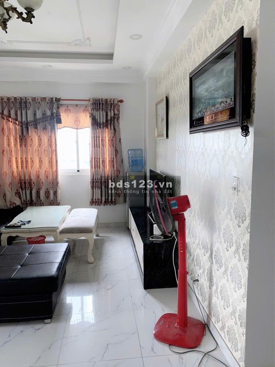 Cho thuê chung cư Ruby Garden, Tân Bình. 97m2, 2pn, 2wc, 11tr/tháng.