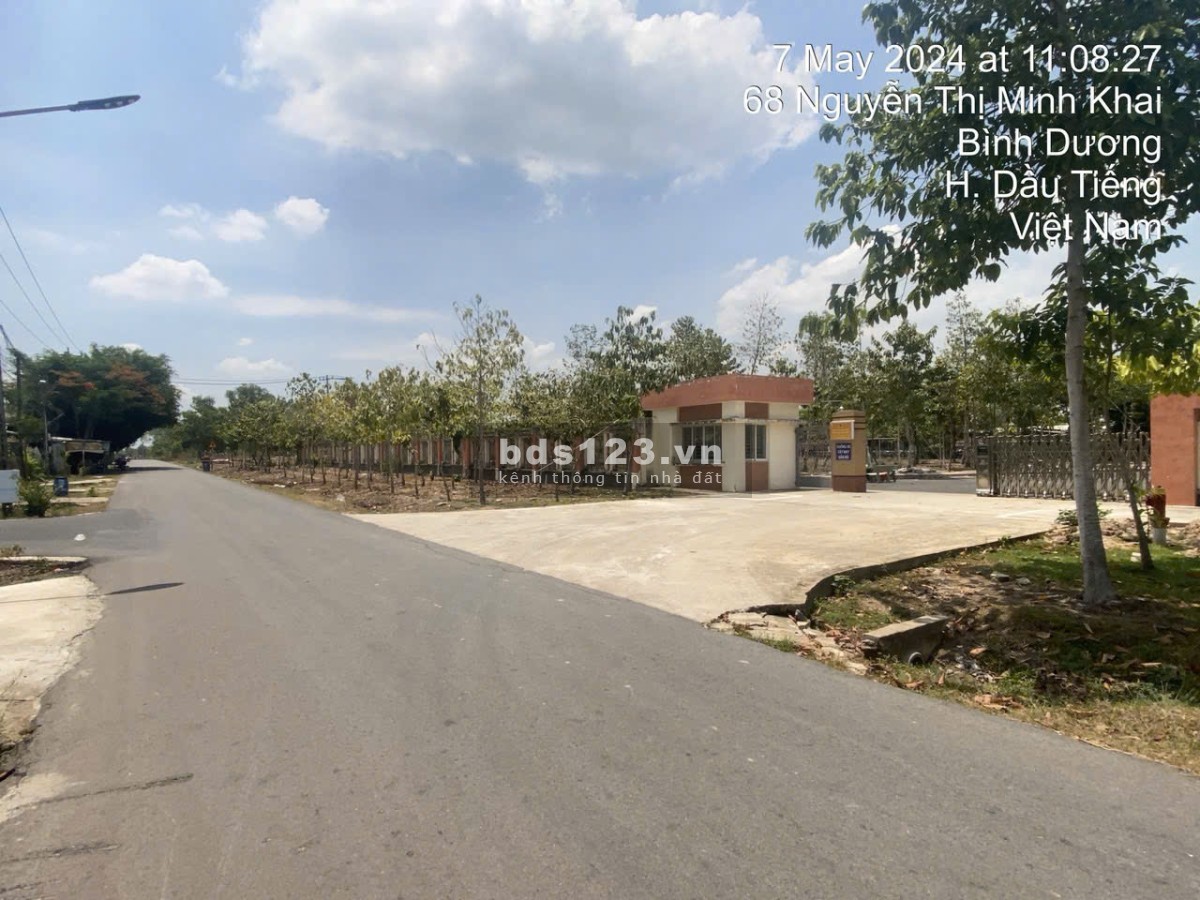 Bán 300m2 đất mặt tiền đường Nguyễn Thị Minh Khai, đất ở Đô Thị, Dầu Tiếng, Bình Dương