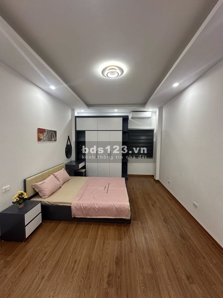 Nhà đẹp Hoàng Mai - Sổ đỏ giao dịch liên tay