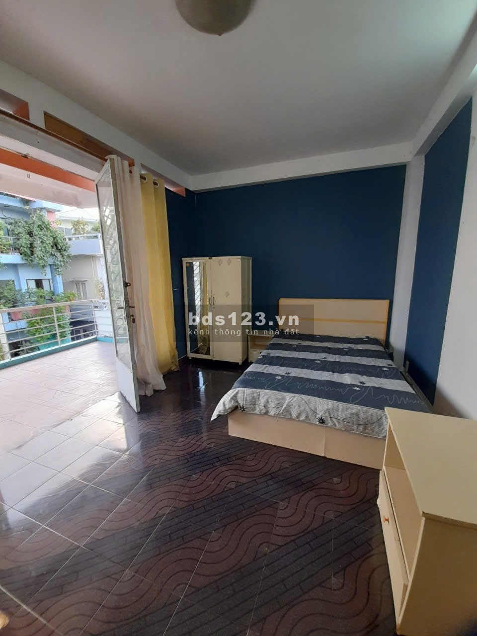 Chính chủ bán gấp căn 4 Tầng - MT Trần Minh Quyền P11 Quận 10 - (CN: 62m²)