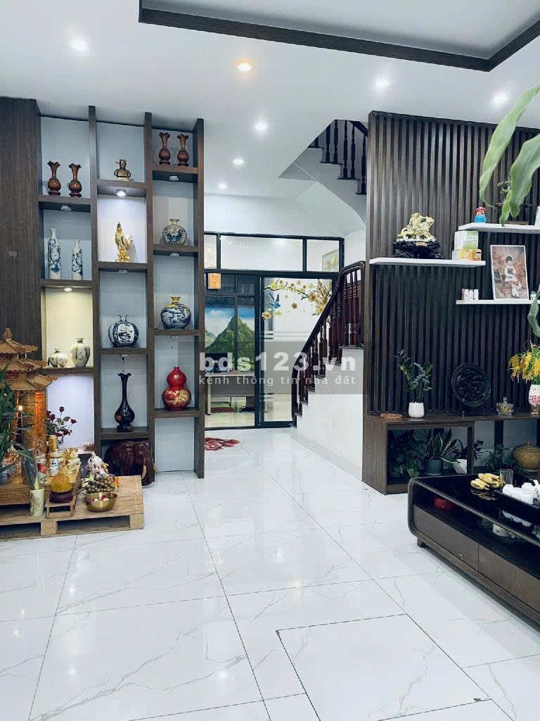 Thang máy, nội thất xin xò, KĐT mới Đại Kim, vỉa hè 2 bên, ô tô tránh, hiếm nhà bán