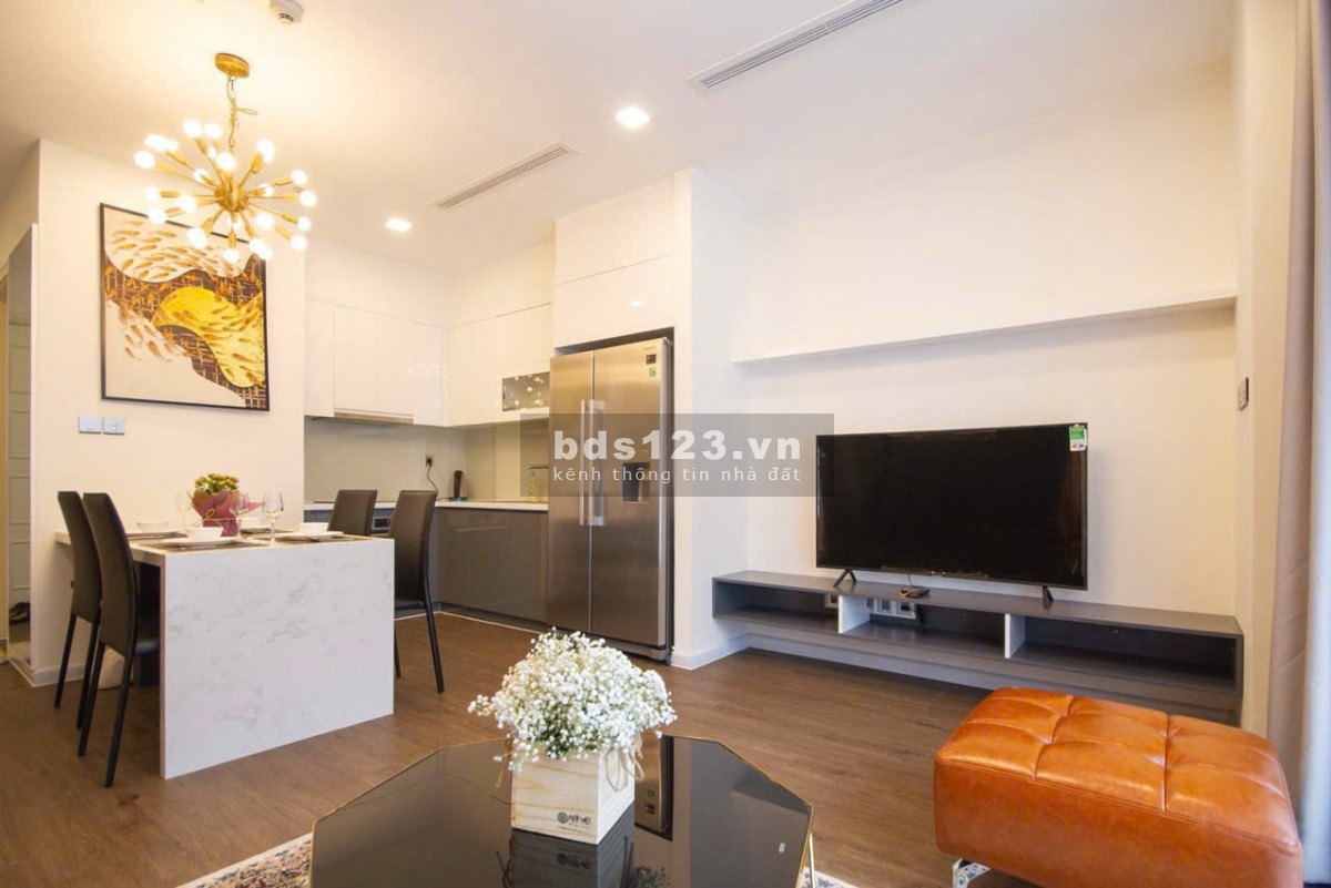 Chuyển nhượng căn hộ Vinhomes Golden Bason 2 phòng ngủ, 78m2 giá tốt