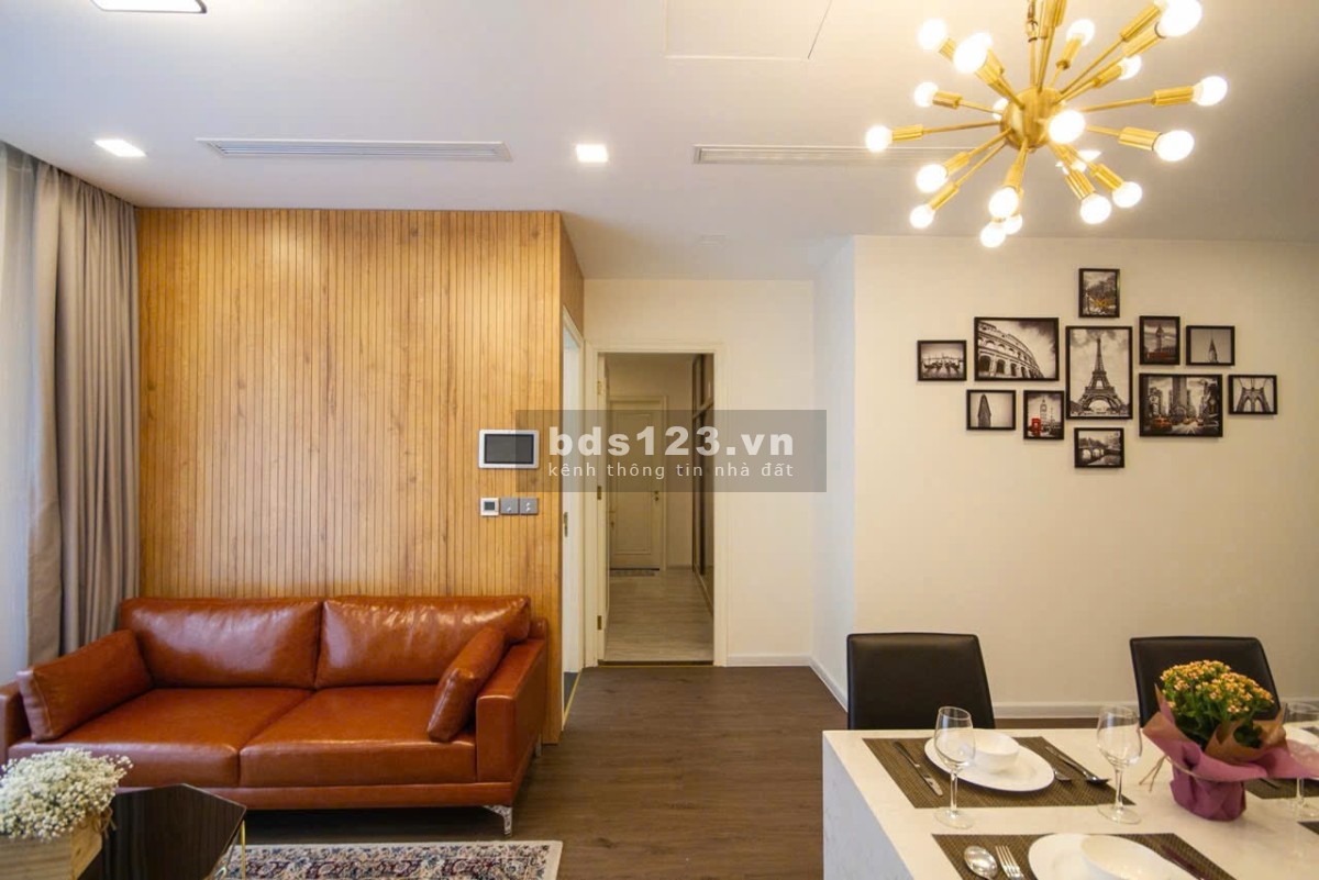 Chuyển nhượng căn hộ Vinhomes Golden Bason 2 phòng ngủ, 78m2 giá tốt