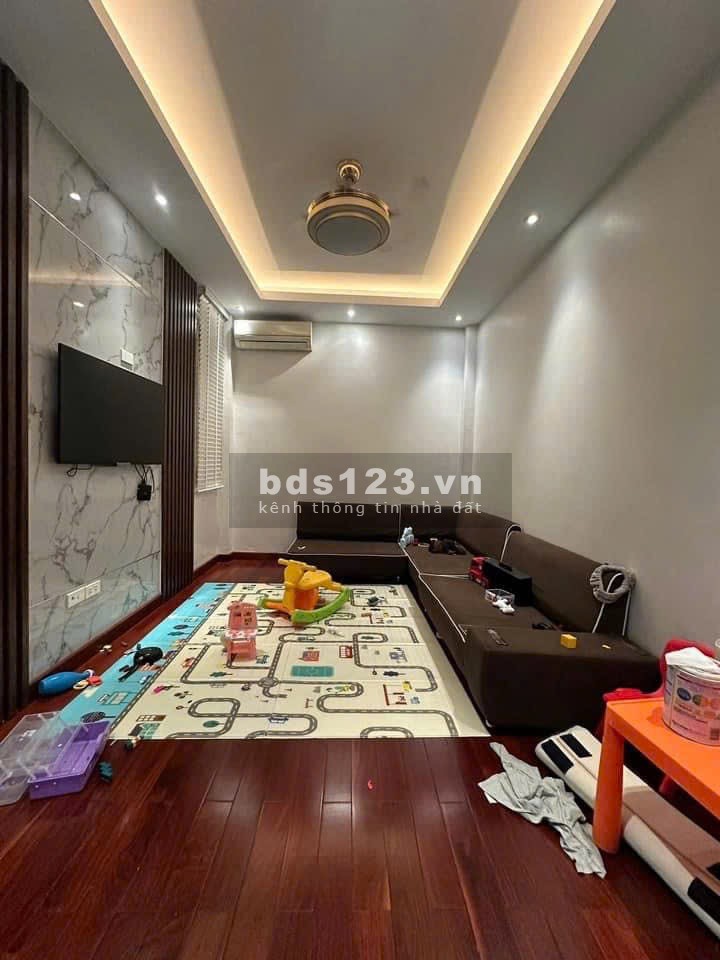 Bán nhà ngõ 373 Ngọc Hồi diện tích 35m giá nhỉnh 6 tỷ