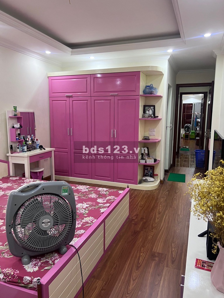 Bán nhà Đào Tấn, 41m2 x 5 tầng, ngõ nông, giá mềm.