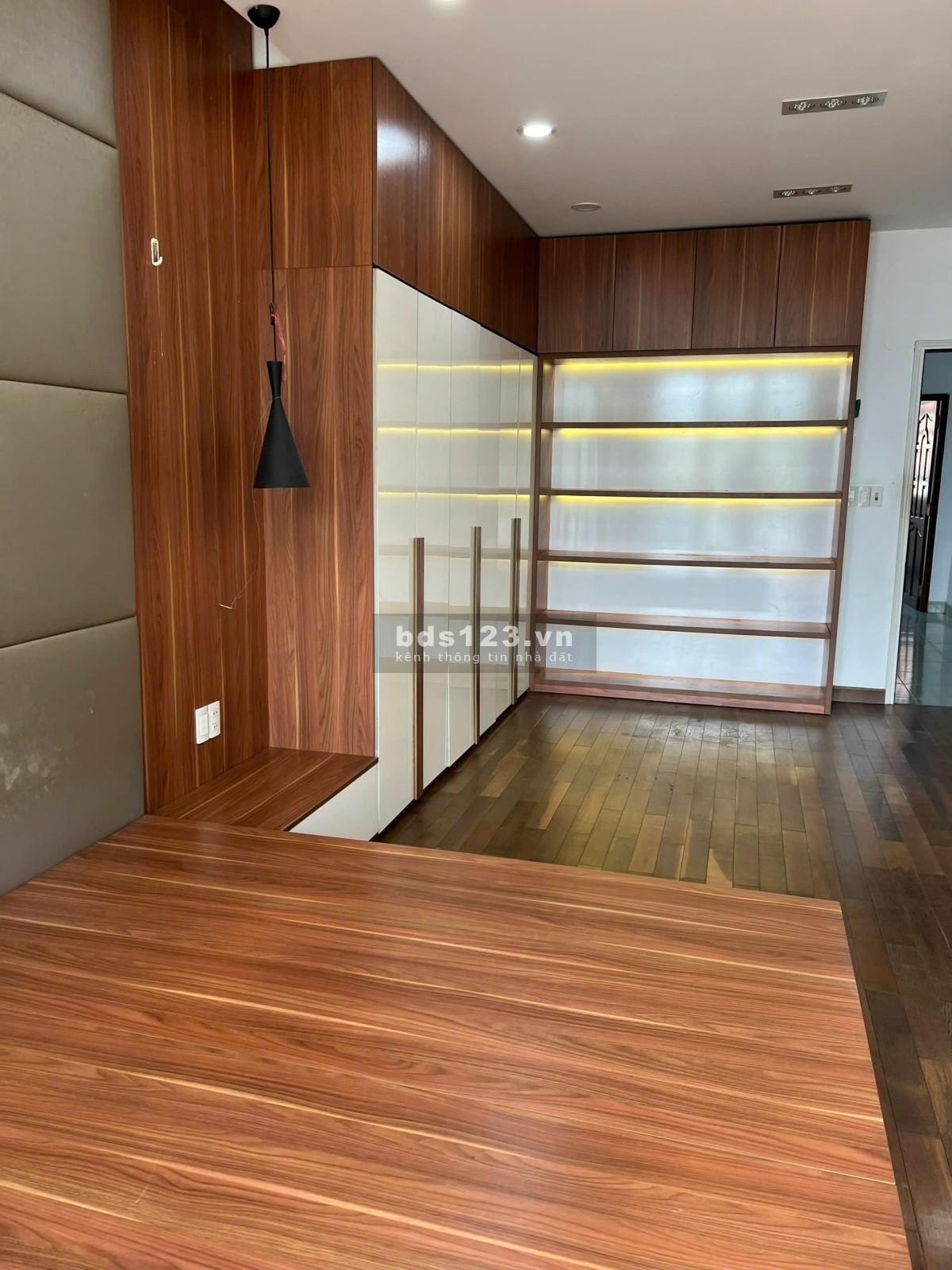 Bán nahf mặt phố kinh doanh đỉnh ở phường 10, quận 6, 80M2, đẹp xuất sắc 11.5 tỷ
