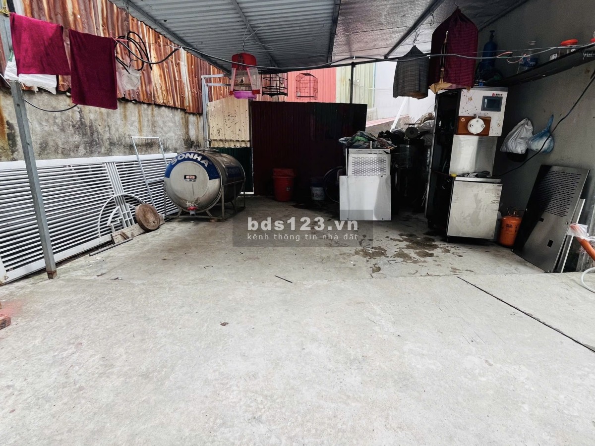 Đất chính chủ 40M2 đường vào 3,5m oto đỗ cửa . Tổ 11 TT Đông Anh. Giá chỉ hơn 2XX
