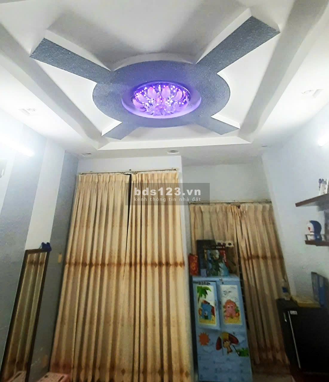 Nhà hẻm 4m, CMT8 - Q10, giá 6,7 tỷ, 4 tầng, 3PN lớn