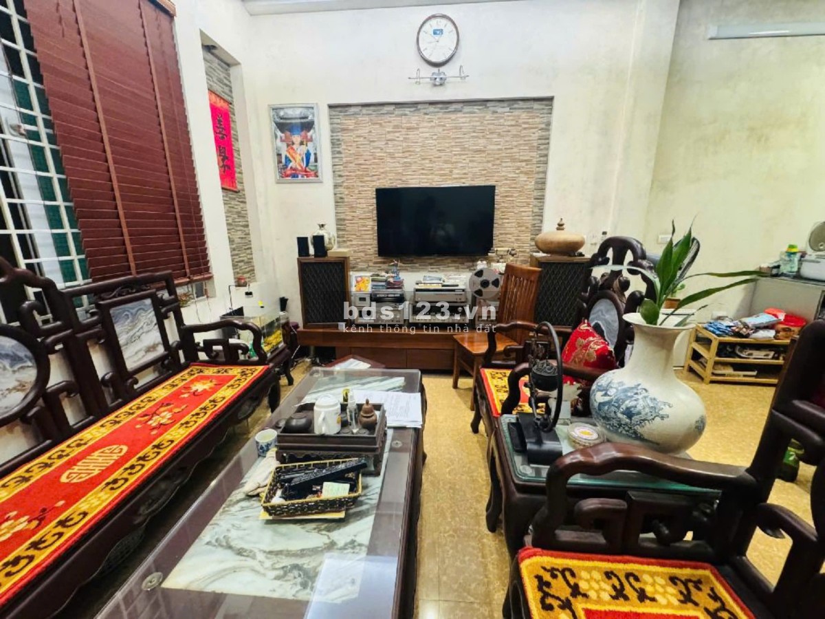 Ngõ 320 Khương Đình _ OTO Đỗ Ngày Đêm _ 48M2x 4 Tầngx MT 5,7m Chỉ 6,8 Tỷ